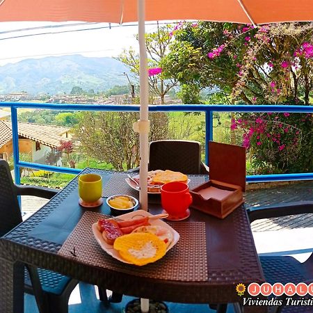 ᒍᑌᕼᗩᒪᑌ Hotel Jericoc  Kültér fotó