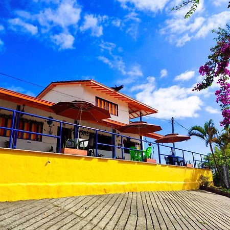 ᒍᑌᕼᗩᒪᑌ Hotel Jericoc  Kültér fotó