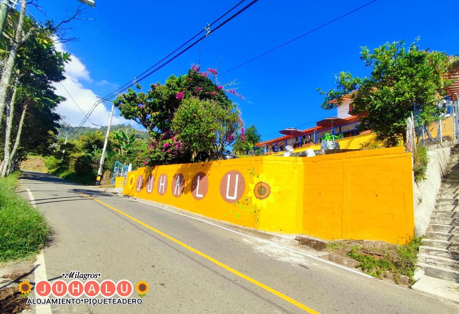 ᒍᑌᕼᗩᒪᑌ Hotel Jericoc  Kültér fotó