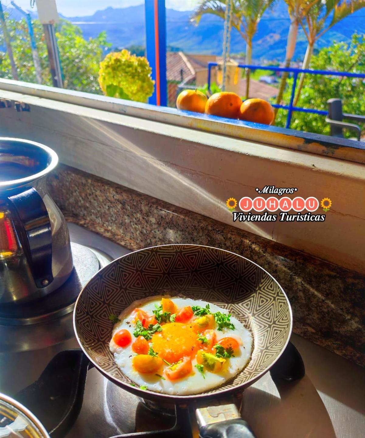 ᒍᑌᕼᗩᒪᑌ Hotel Jericoc  Kültér fotó